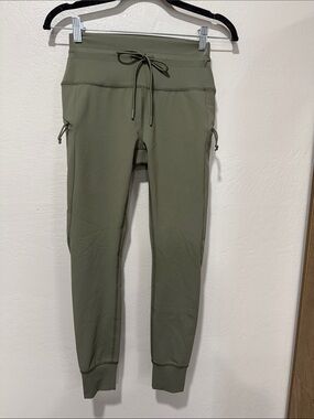 Avalanche Olive Green Drawstring Leggings
